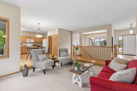 10947 Alexandra Court Inver Grove Heights MN 55077