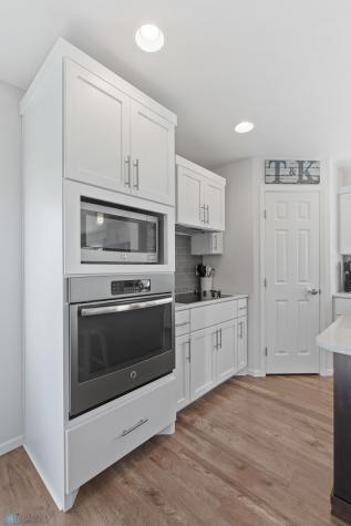 440 B52 Boulevard Kindred ND 58051