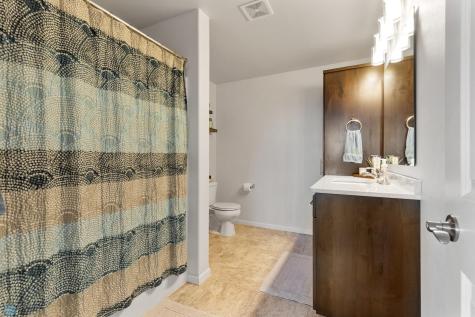 440 B52 Boulevard Kindred ND 58051