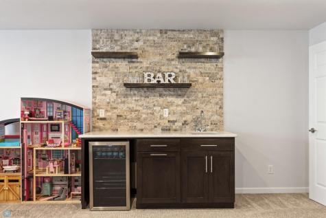 440 B52 Boulevard Kindred ND 58051