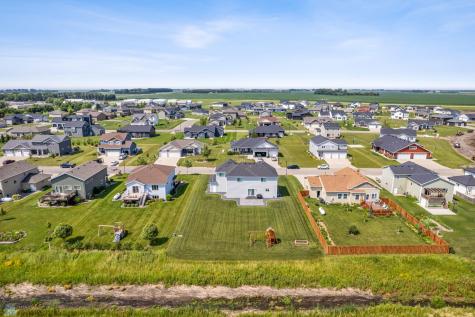 440 B52 Boulevard Kindred ND 58051