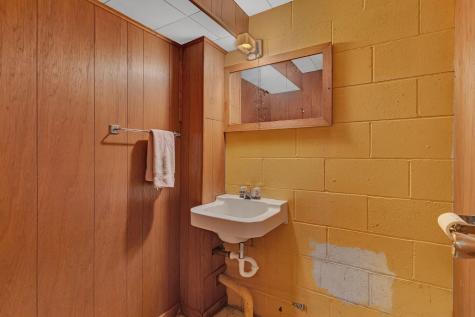 311 E Oak Avenue Olivia MN 56277
