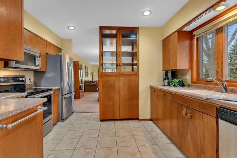 311 E Oak Avenue Olivia MN 56277