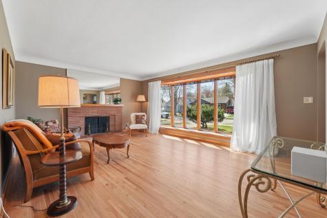 783 California Avenue W Saint Paul MN 55117
