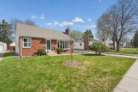 783 California Avenue W Saint Paul MN 55117