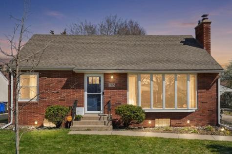 783 California Avenue W Saint Paul MN 55117