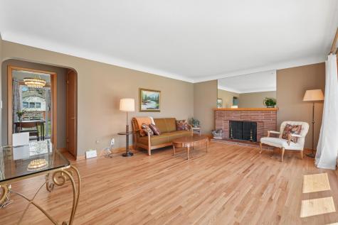 783 California Avenue W Saint Paul MN 55117