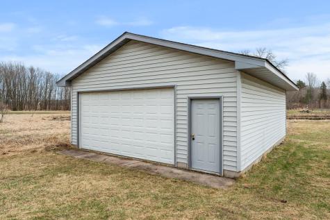 51675 Ash Avenue Stanchfield MN 55080