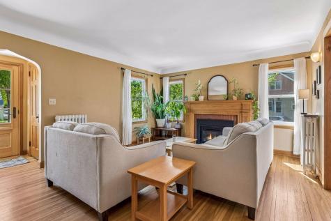 1279 Niles Avenue Saint Paul MN 55116