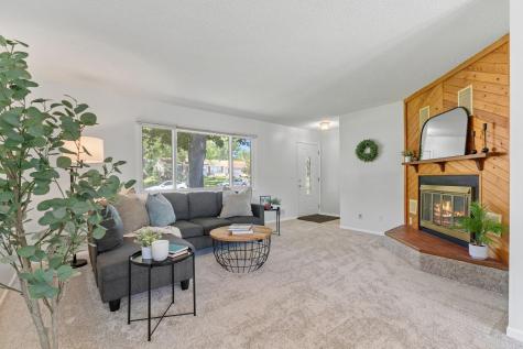 6540 Zealand Avenue N Brooklyn Park MN 55428