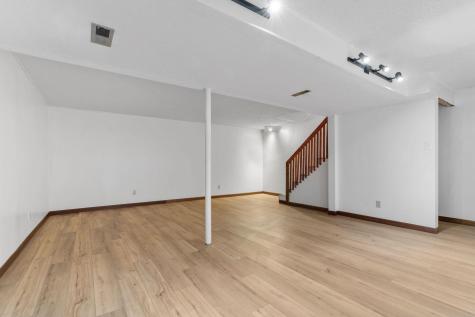 6540 Zealand Avenue N Brooklyn Park MN 55428