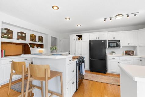6540 Zealand Avenue N Brooklyn Park MN 55428