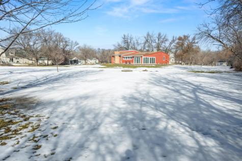 302 Sheyenne Street Horace ND 58047