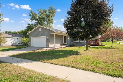 2708 Northern Valley Drive NE Rochester MN 55906