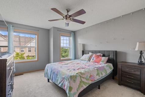 7509 Parkridge Way Savage MN 55378