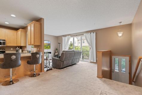 7509 Parkridge Way Savage MN 55378