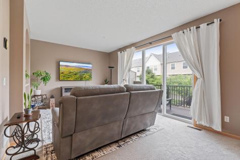 7509 Parkridge Way Savage MN 55378