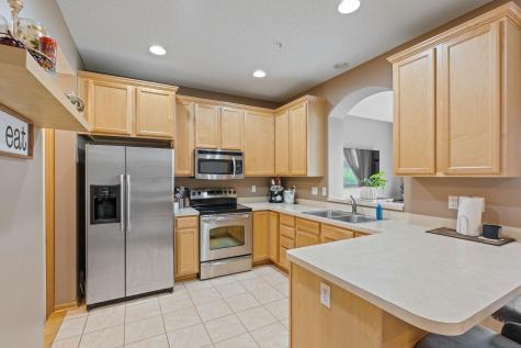 7509 Parkridge Way Savage MN 55378