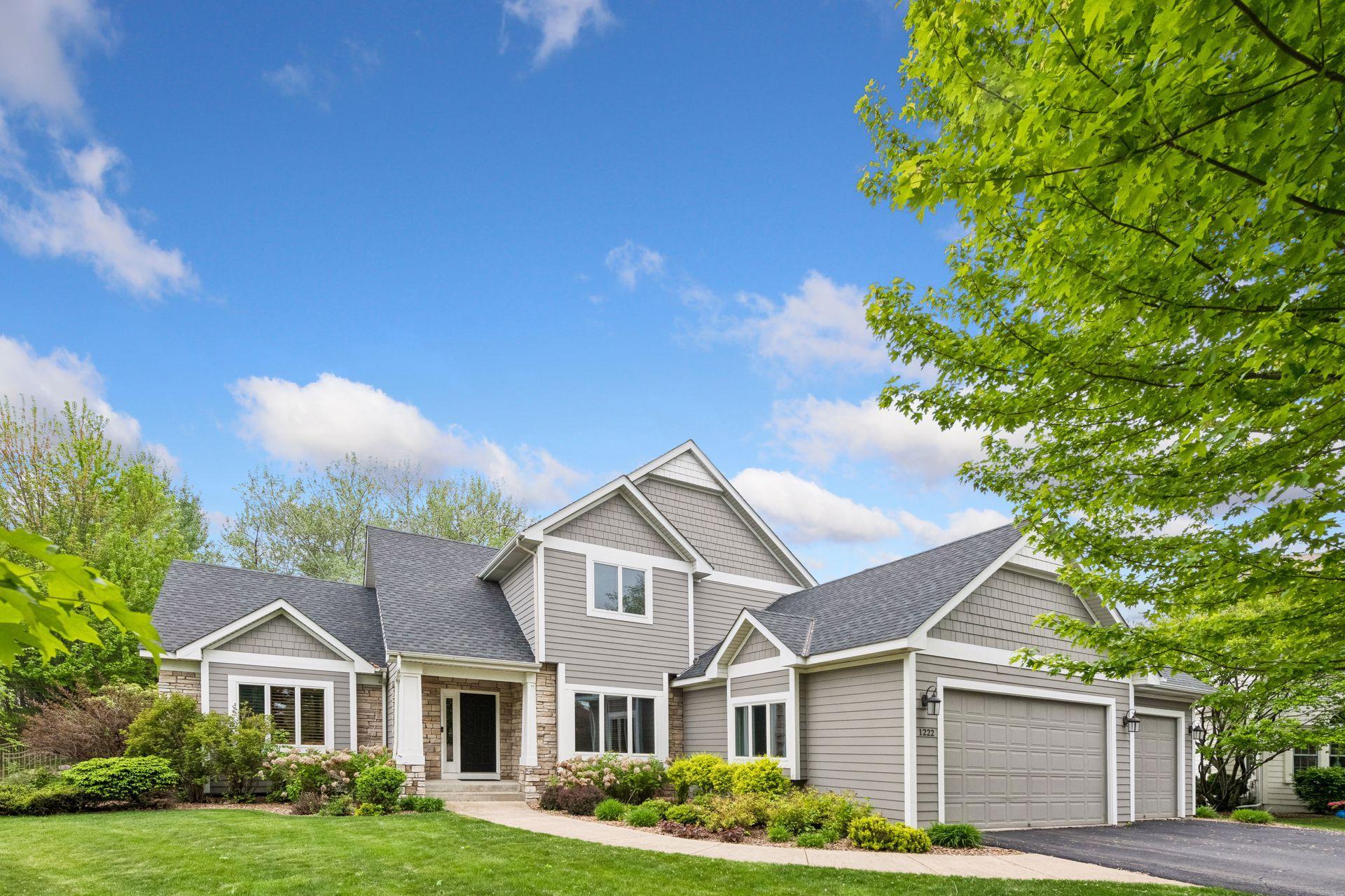 1222 Adrian Circle Chaska MN 55318