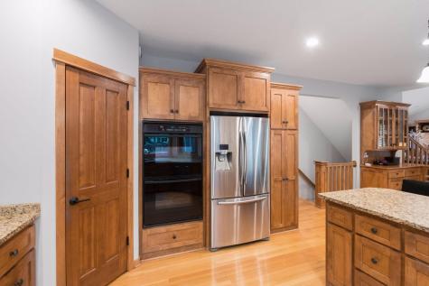 1222 Adrian Circle Chaska MN 55318