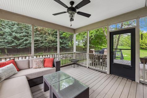 1222 Adrian Circle Chaska MN 55318