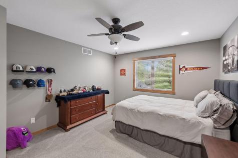 1222 Adrian Circle Chaska MN 55318