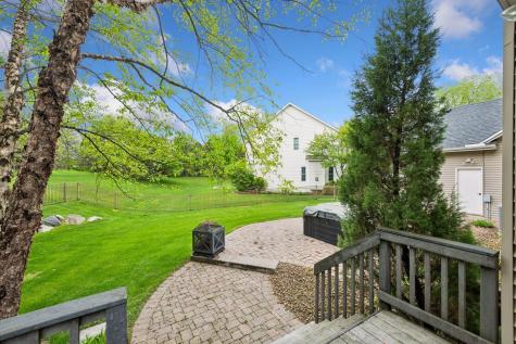 1222 Adrian Circle Chaska MN 55318