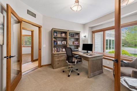1222 Adrian Circle Chaska MN 55318