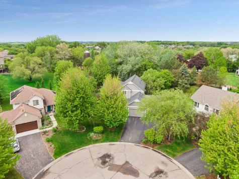 1222 Adrian Circle Chaska MN 55318