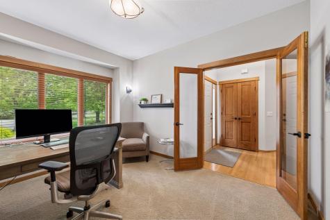 1222 Adrian Circle Chaska MN 55318