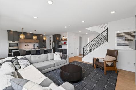92 Birch Street Mahtomedi MN 55115