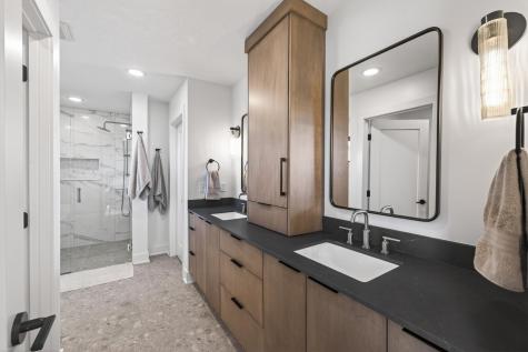 92 Birch Street Mahtomedi MN 55115