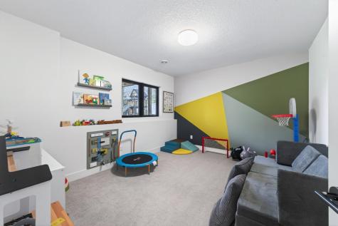 92 Birch Street Mahtomedi MN 55115