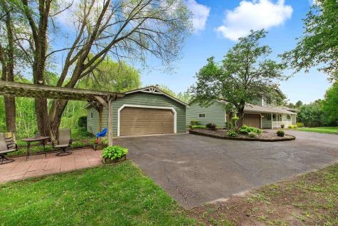 11695 Lockridge Avenue N Stillwater MN 55082