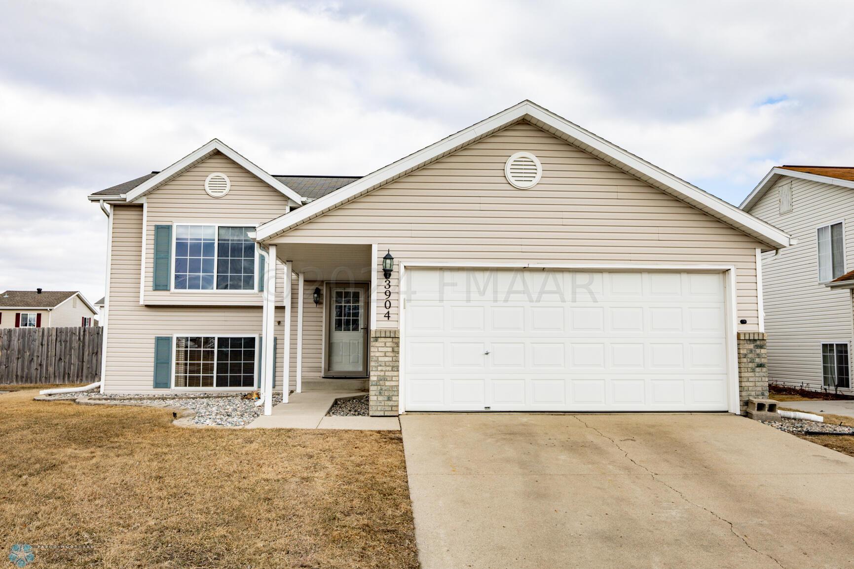 3904 34 Street S Fargo ND 58104