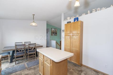 3904 34 Street S Fargo ND 58104