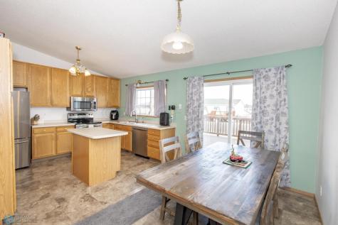 3904 34 Street S Fargo ND 58104