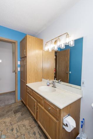 3904 34 Street S Fargo ND 58104