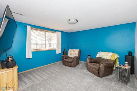 3904 34 Street S Fargo ND 58104