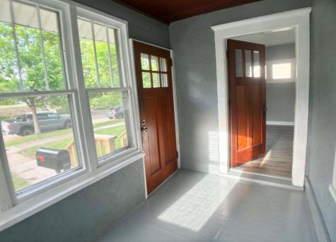1170 Minnehaha Avenue W Saint Paul MN 55104