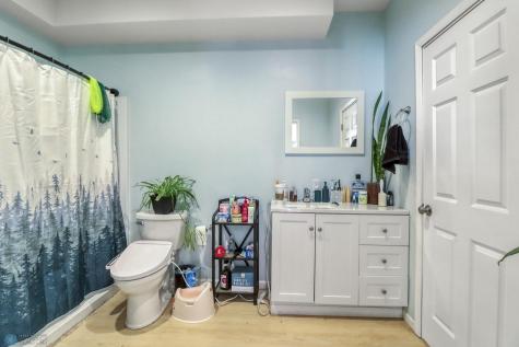 830 Kennedy Court N Fargo ND 58102