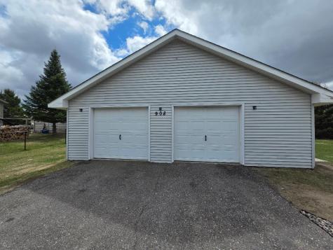 908 Trailview Street Bovey MN 55709