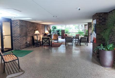 1235 Yale Place Minneapolis MN 55403