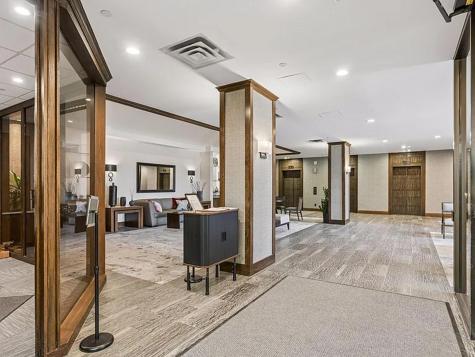 1235 Yale Place Minneapolis MN 55403
