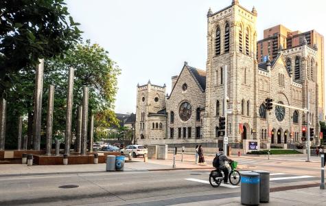 1235 Yale Place Minneapolis MN 55403