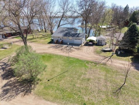 2319 Cottonwood Lake Drive Windom MN 56101
