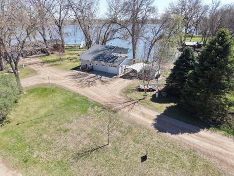 2319 Cottonwood Lake Drive Windom MN 56101