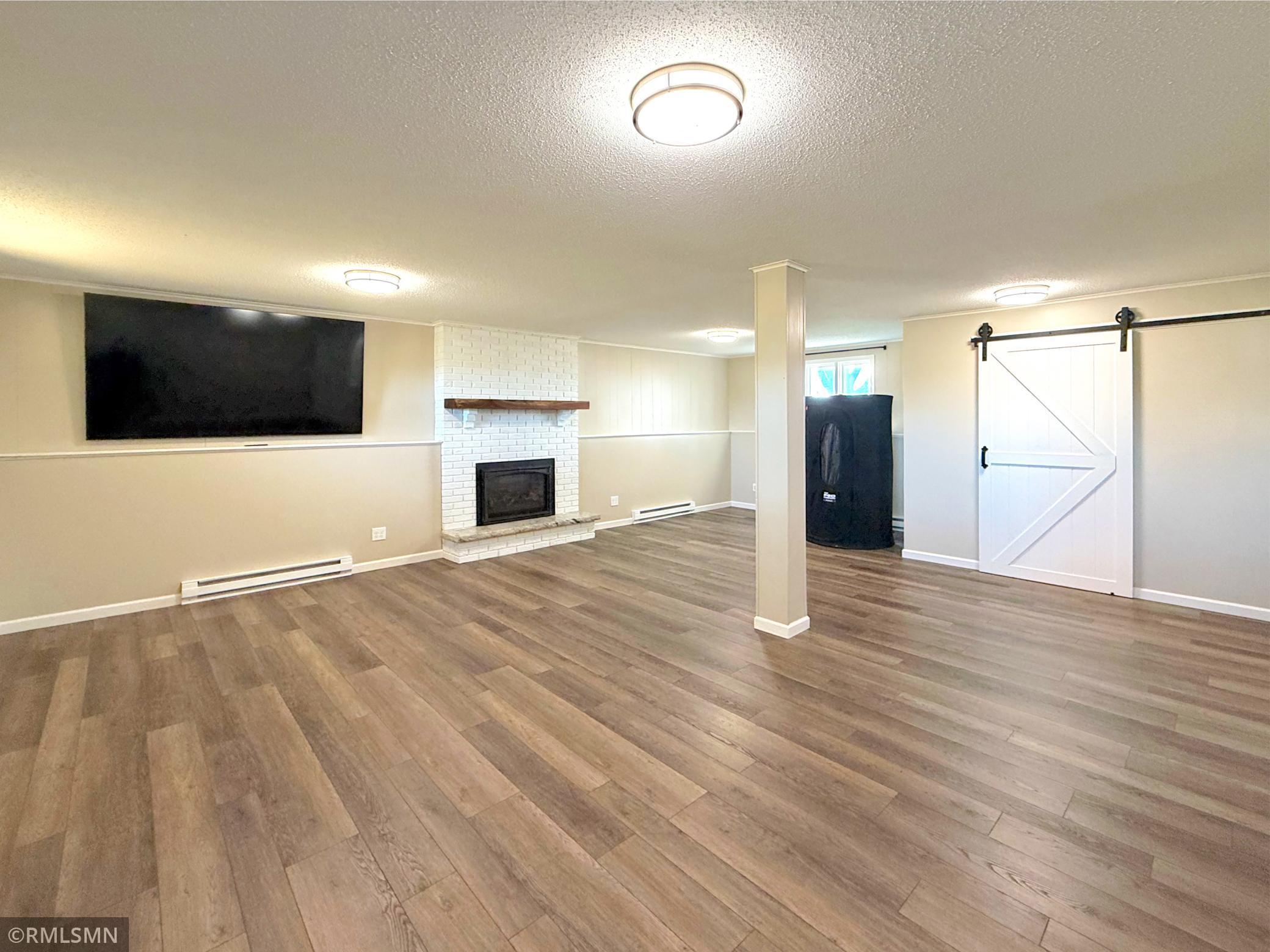 8202 State Highway 24 NW Annandale MN 55302