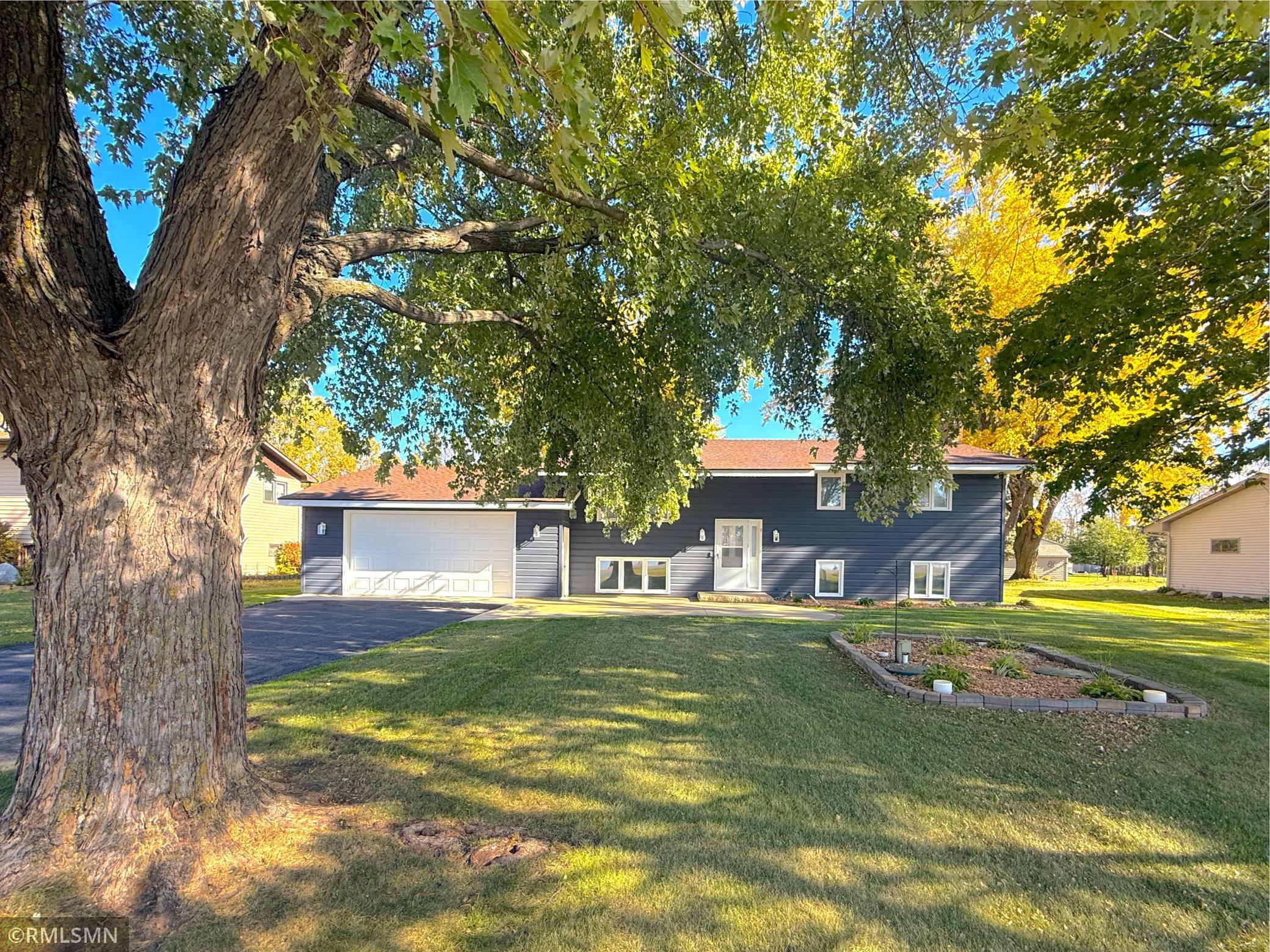 8202 State Highway 24 NW Annandale MN 55302