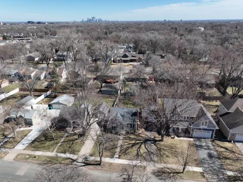 2825 Pennsylvania Avenue S Saint Louis Park MN 55426